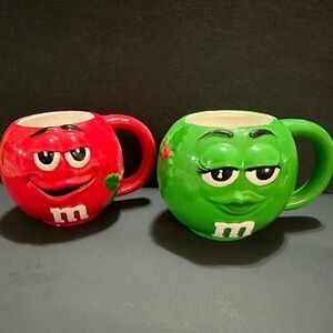 Red and Green M&M Christmas Holly mug
